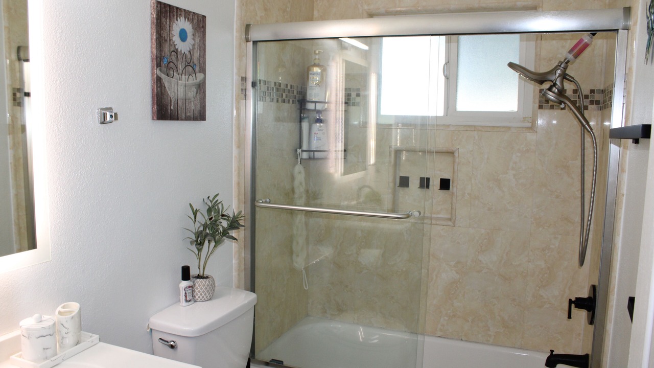 Photo of Bathroom in Orange