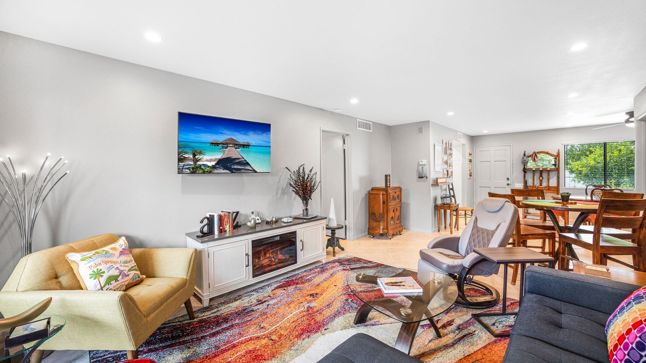 Photo of Bedroom in Canyon Corridor