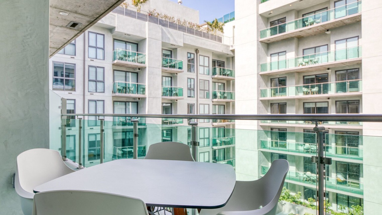 Photo of Outdoor in City West