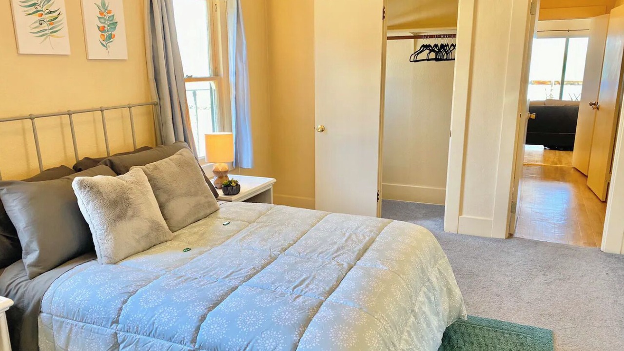 Photo of Bedroom in Lake Elsinore