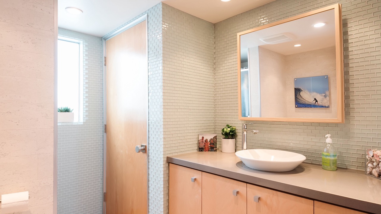 Photo of Bathroom in The Strand
