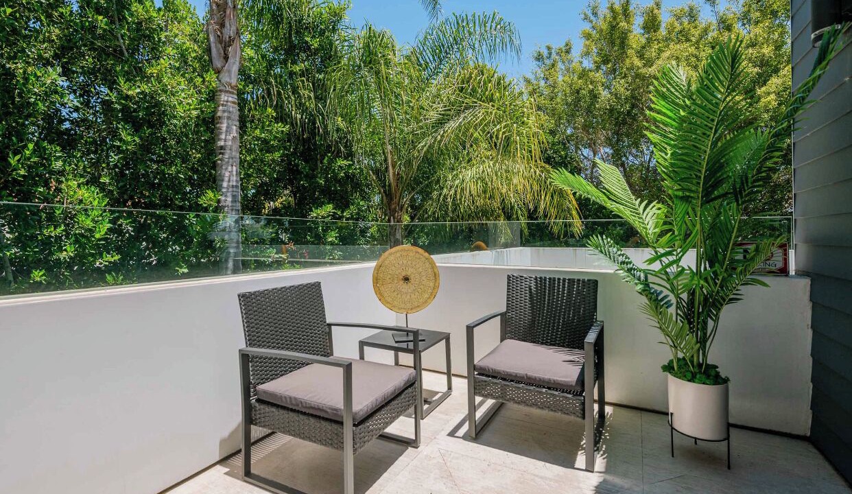 Photo of Patio Balcony in West Hollywood