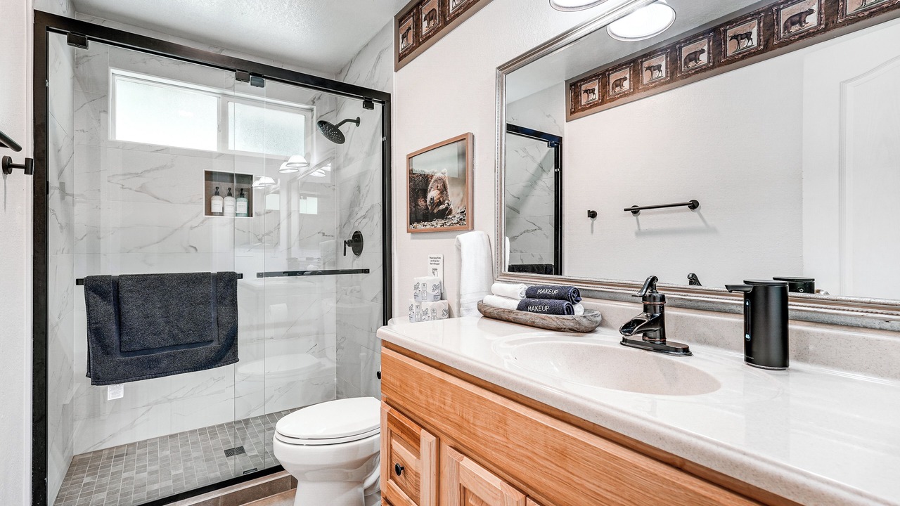 Photo of Bathroom in Glencoe
