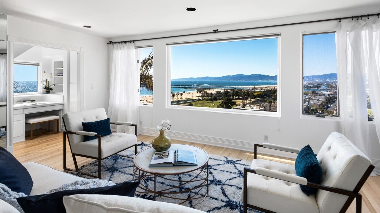 Photo of Livingroom in Playa Del Rey
