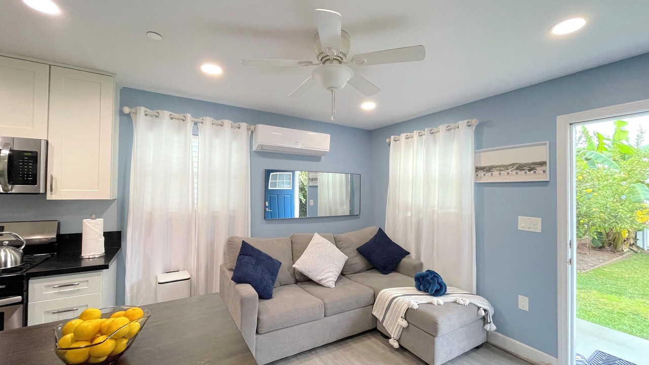 Photo of Livingroom in Bellflower