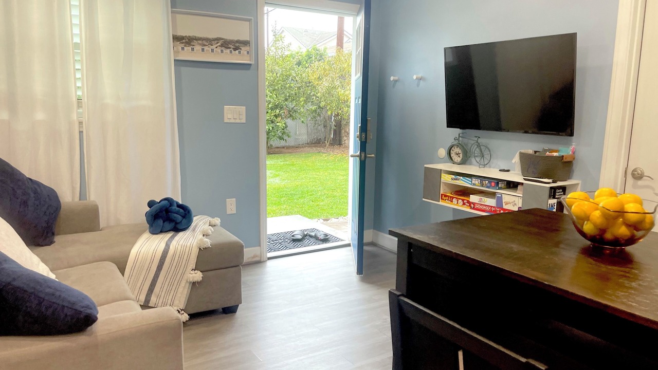 Photo of Livingroom in Bellflower