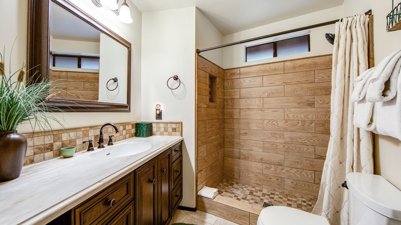 Photo of Bathroom in Idyllwild