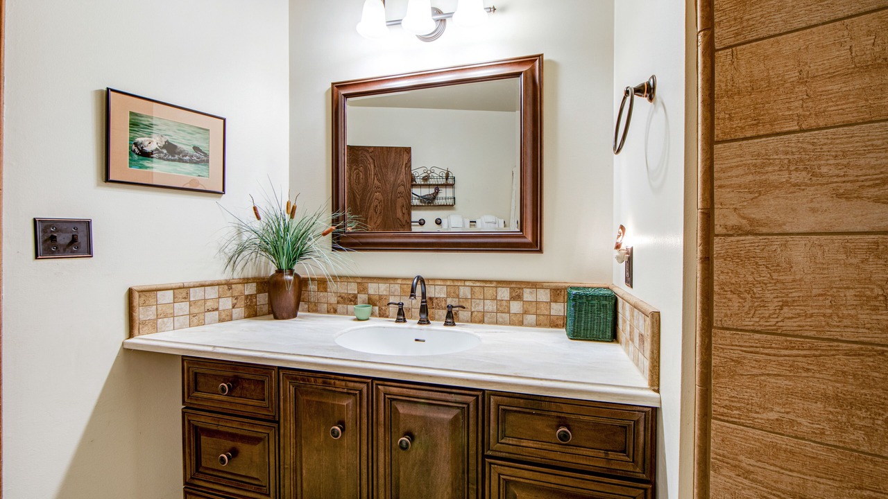 Photo of Bathroom in Idyllwild