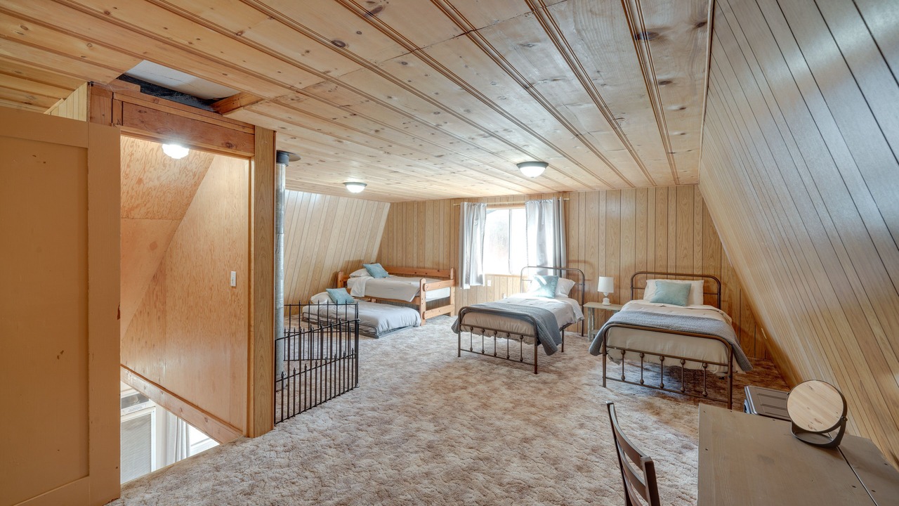 Photo of Bedroom in Posey