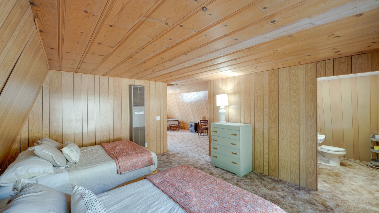Photo of Bedroom in Posey