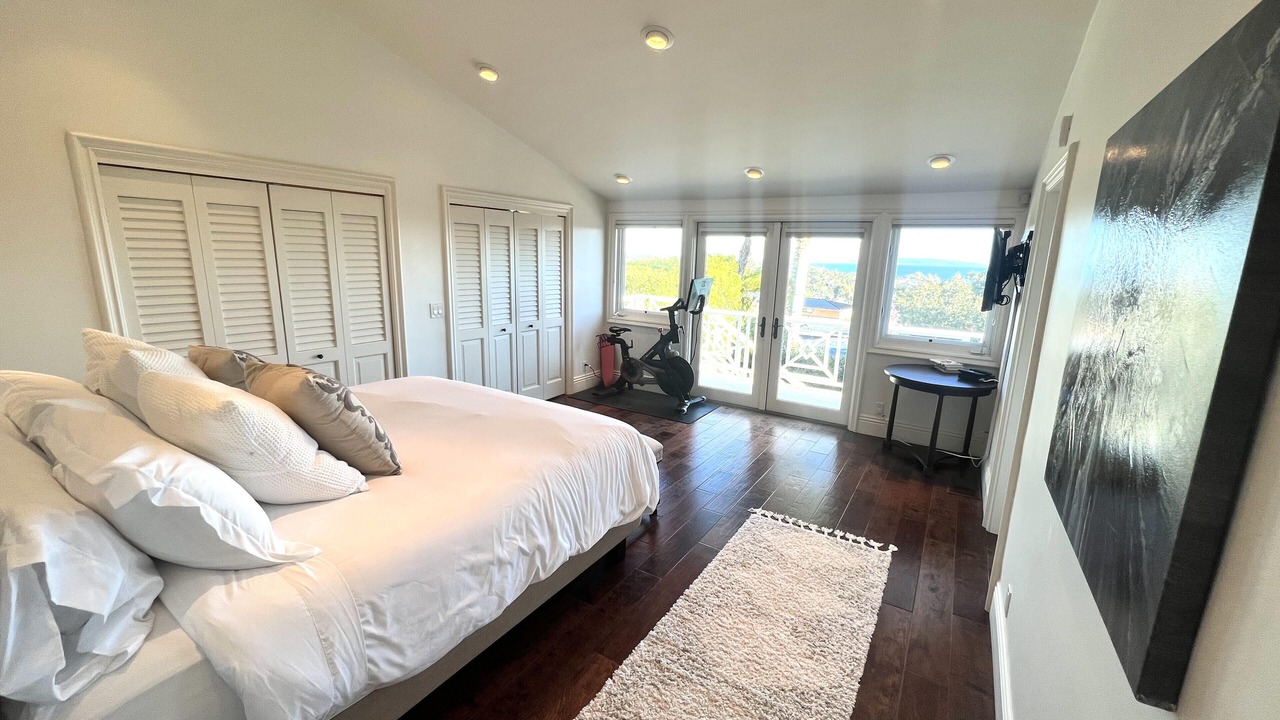 Photo of Bedroom in Pacific Palisades