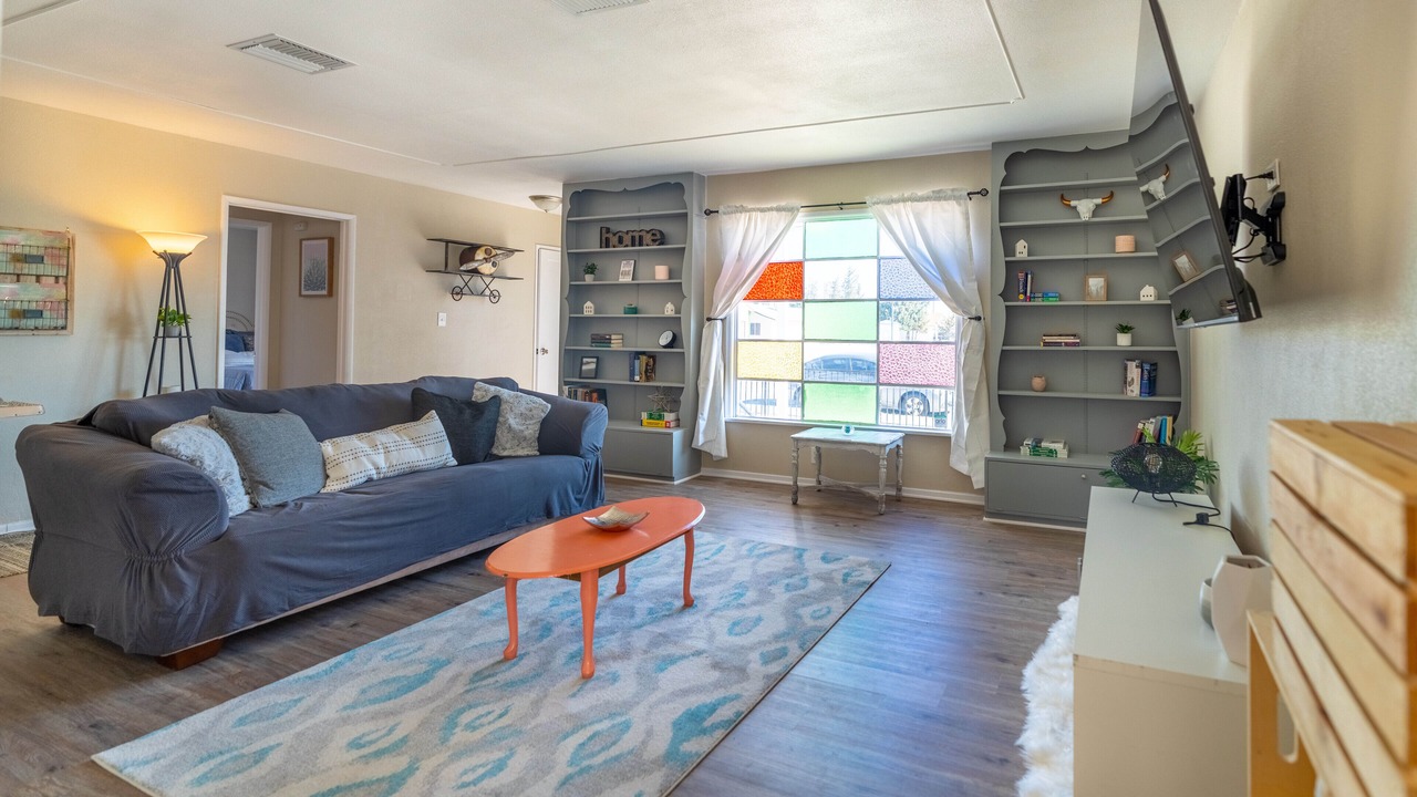 Photo of Livingroom in Mojave