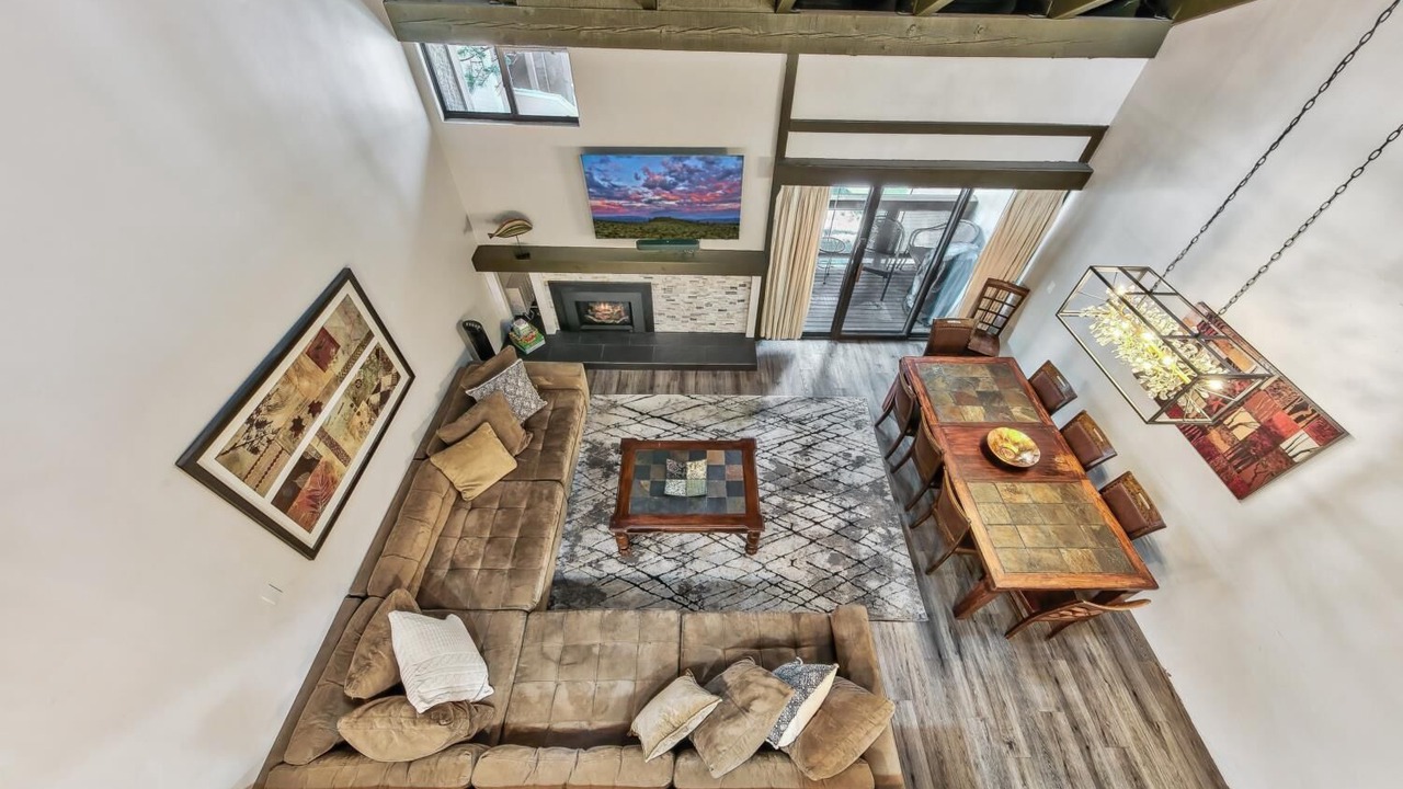 Photo of Livingroom in South Lake Tahoe