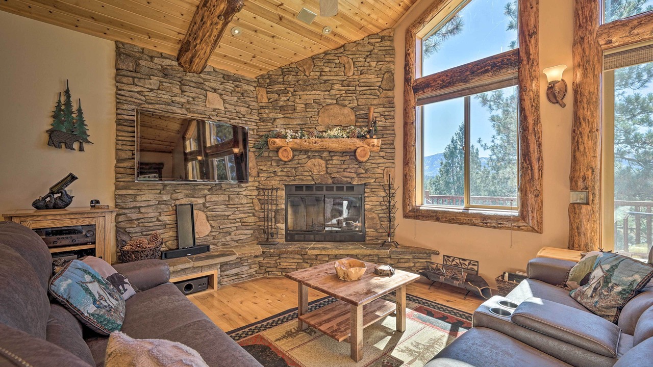 Photo of Livingroom in Big Bear City