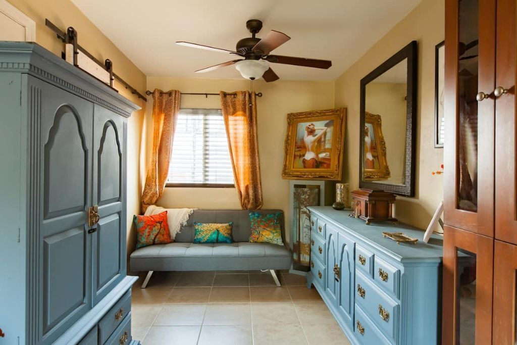 Photo of Livingroom in Lincoln Acres