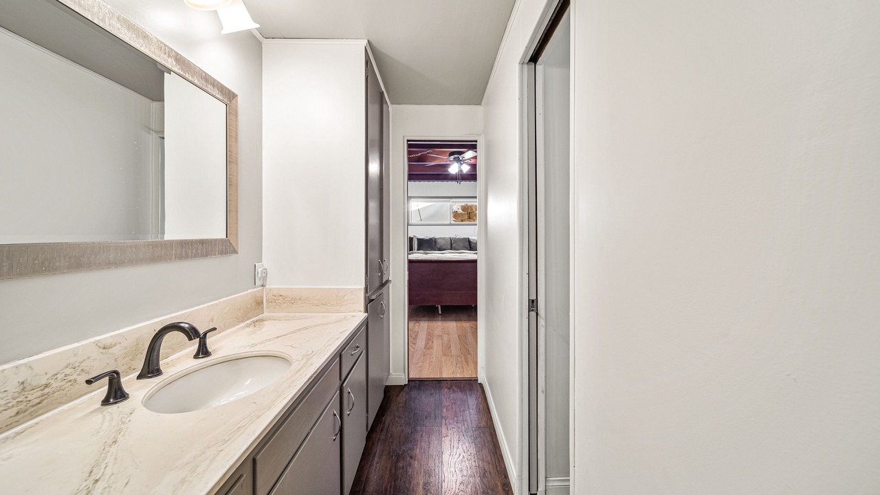 Photo of Bathroom in Green Valley Lake