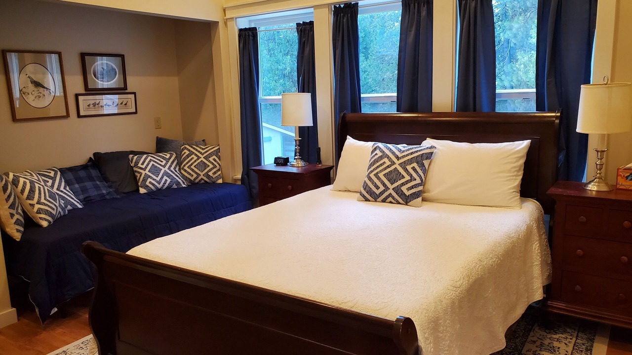 Photo of Bedroom in Mount Shasta