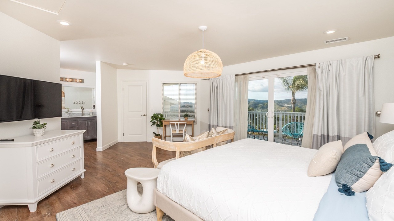Photo of Bedroom in Escondido