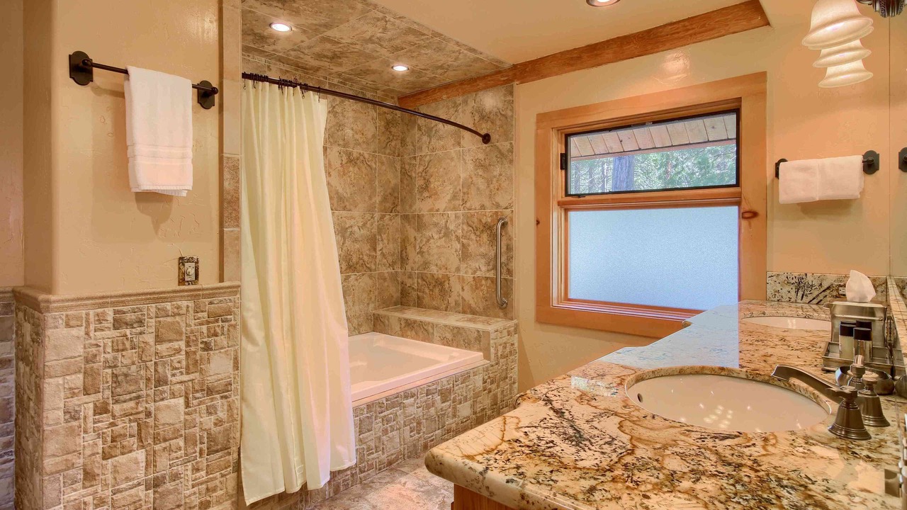 Photo of Bathroom in North Wawona