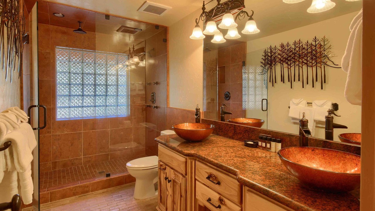Photo of Bathroom in North Wawona