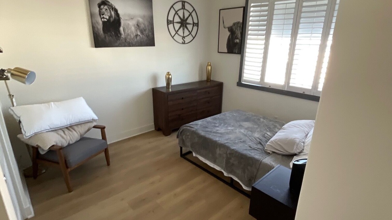 Photo of Bedroom in Platinum Triangle