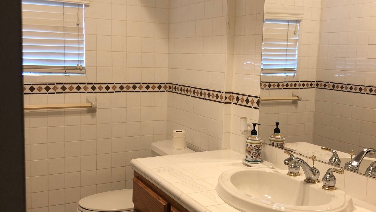 Photo of Bathroom in Bakersfield