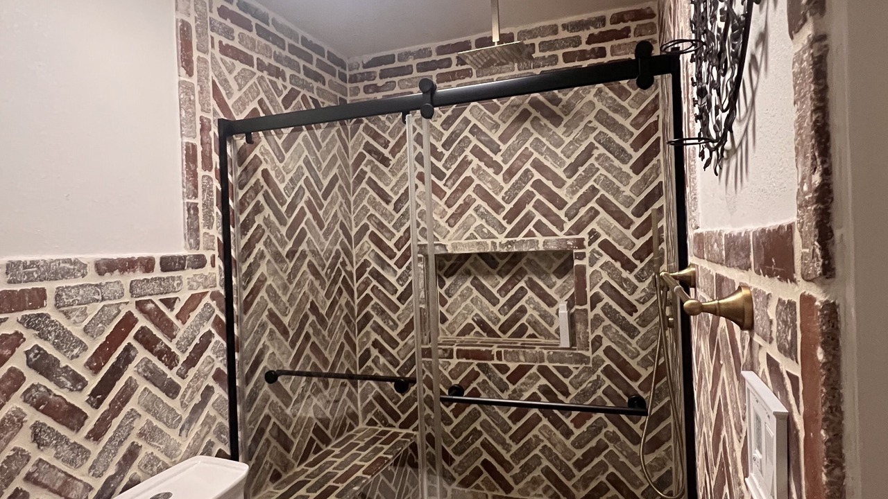 Photo of Bathroom in Bakersfield