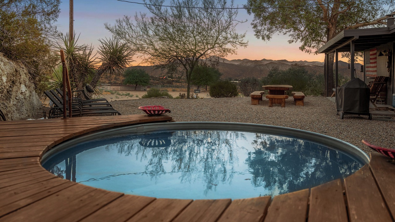 Photo of Patio Balcony in Morongo Valley