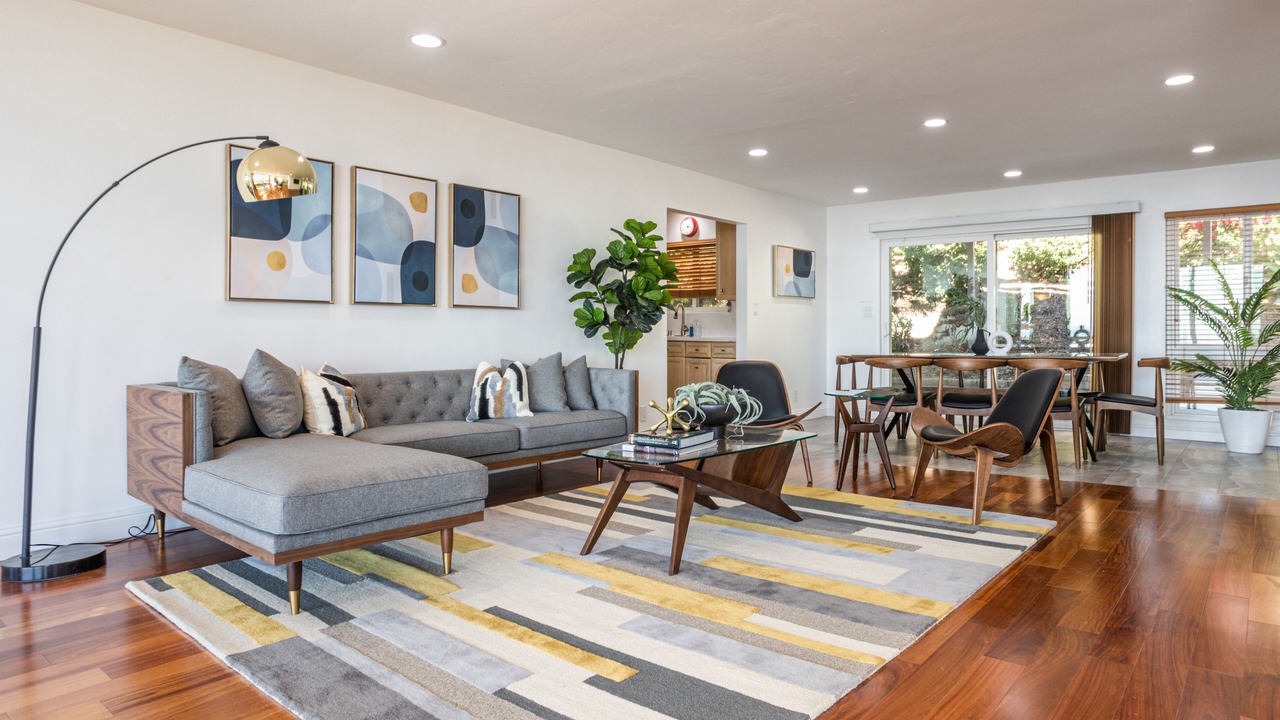 Photo of Livingroom in Whittier