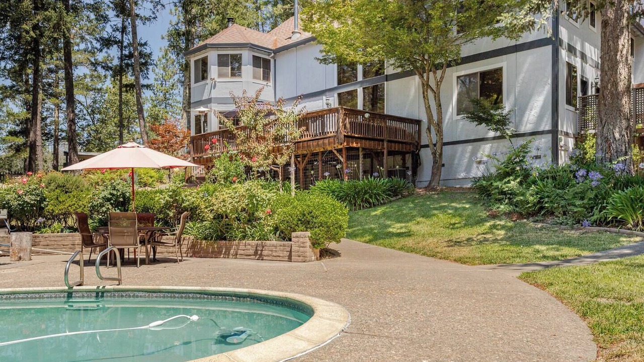 Photo of Outdoor in Angwin