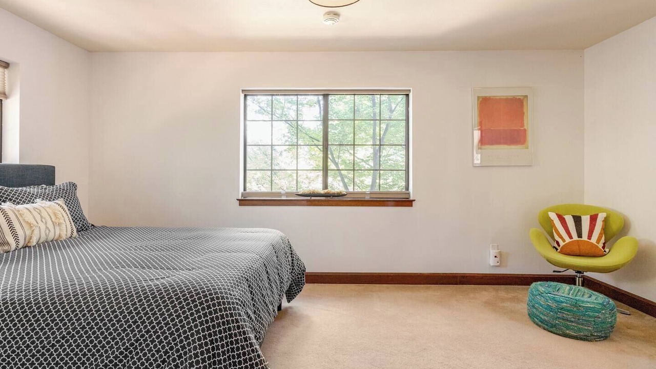 Photo of Bedroom in Angwin