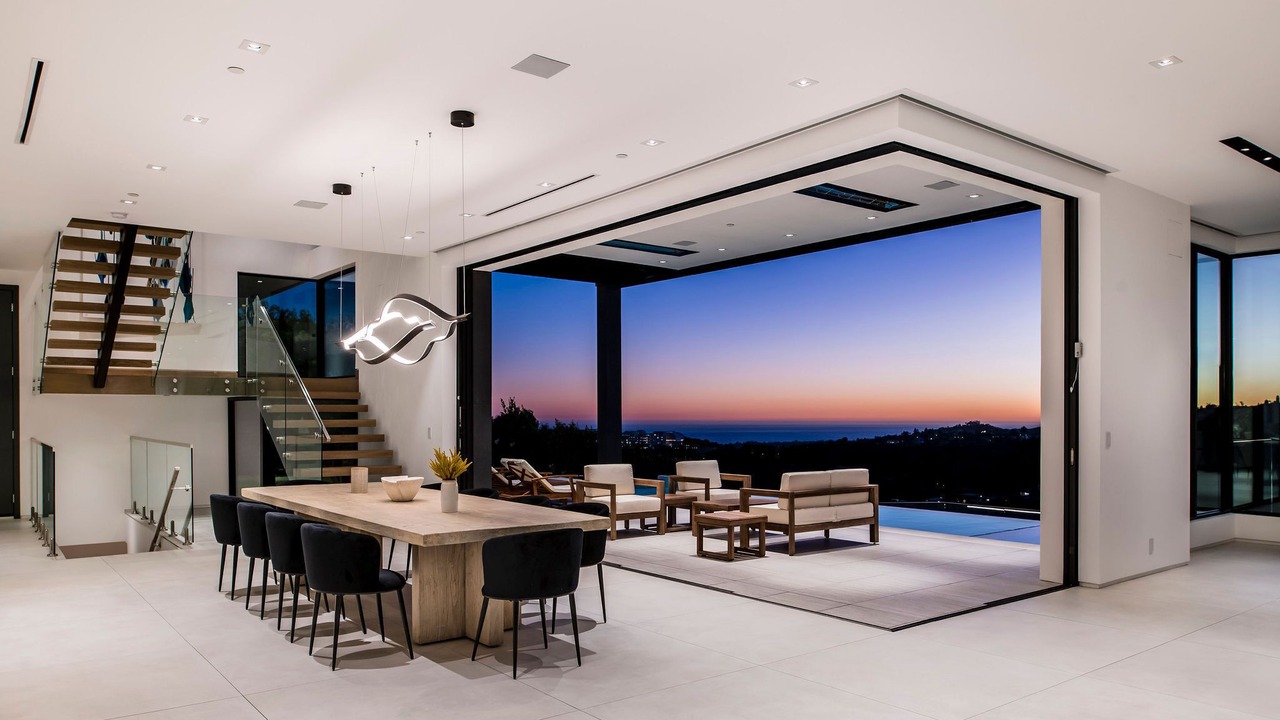 Photo of Others in Bel Air