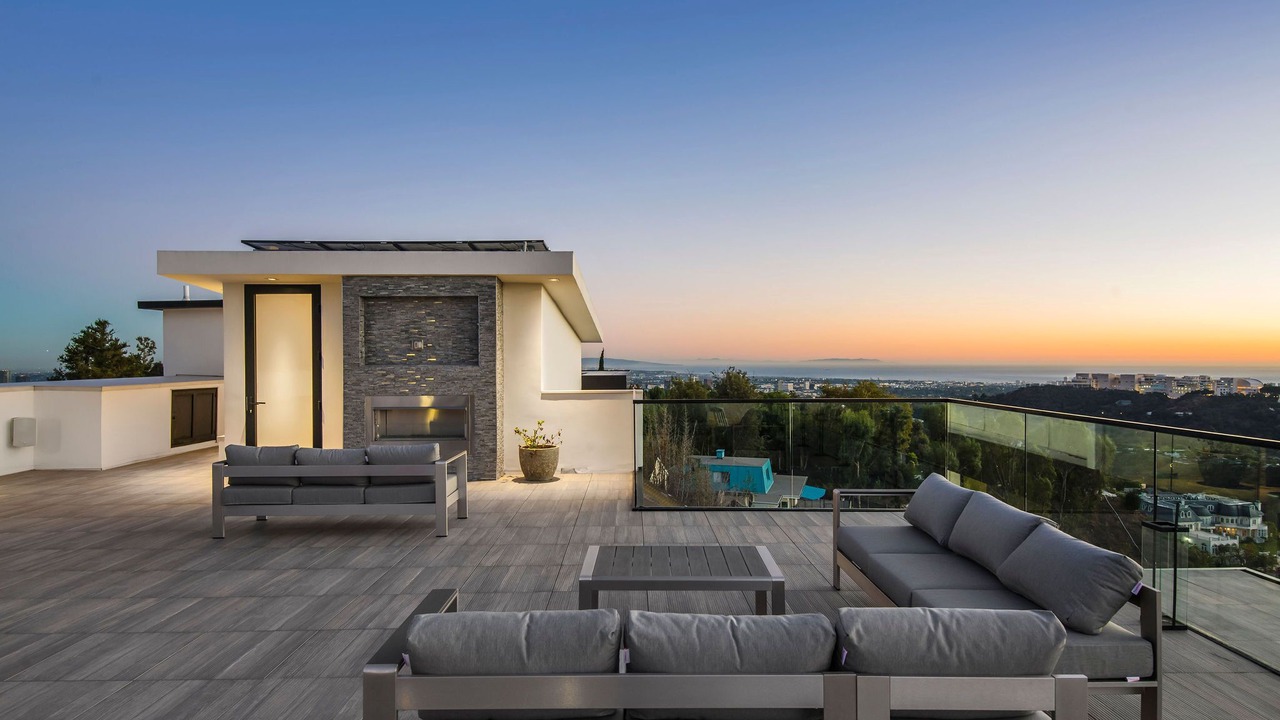 Photo of Patio Balcony in Bel Air