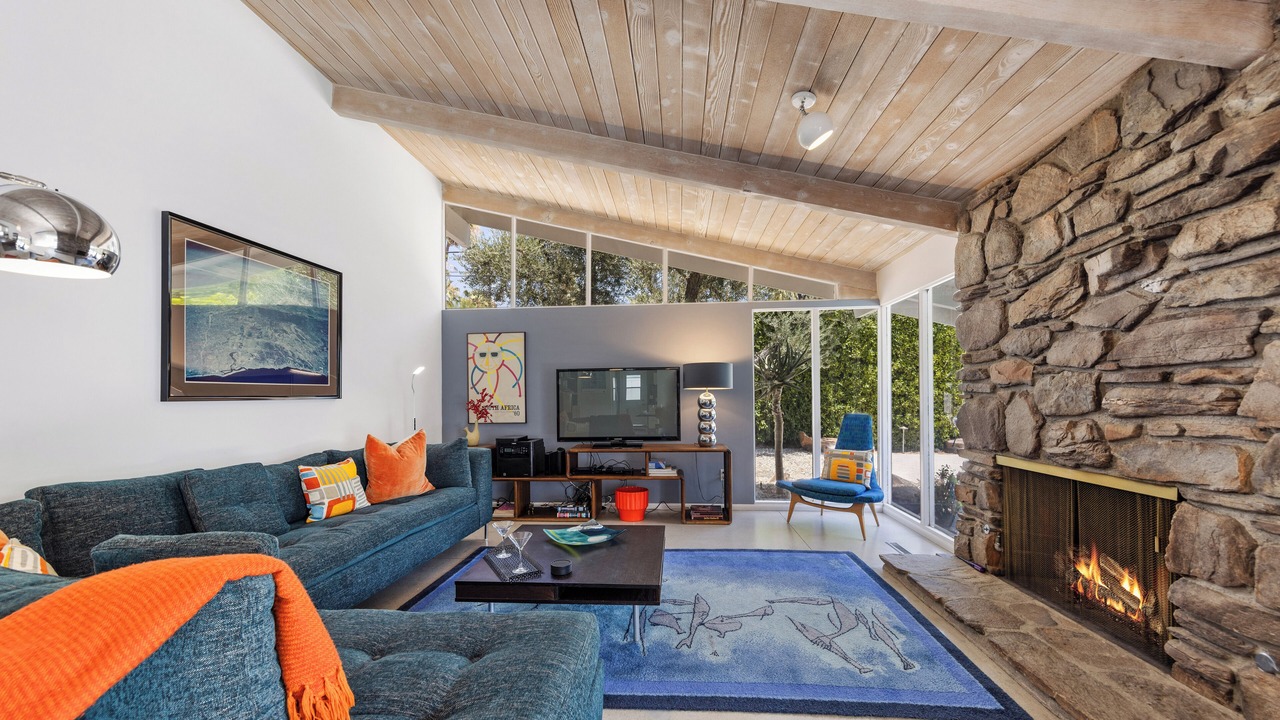 Photo of Livingroom in Twin Palms