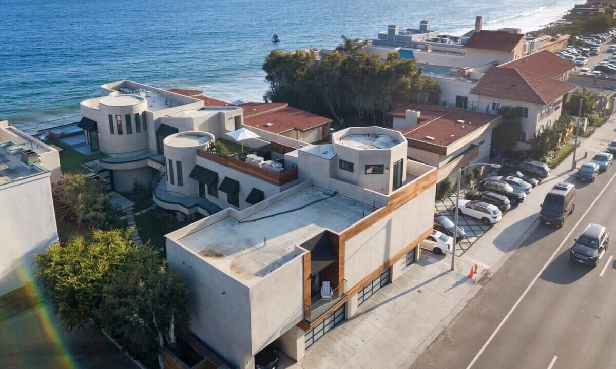 Photo of Others in Eastern Malibu