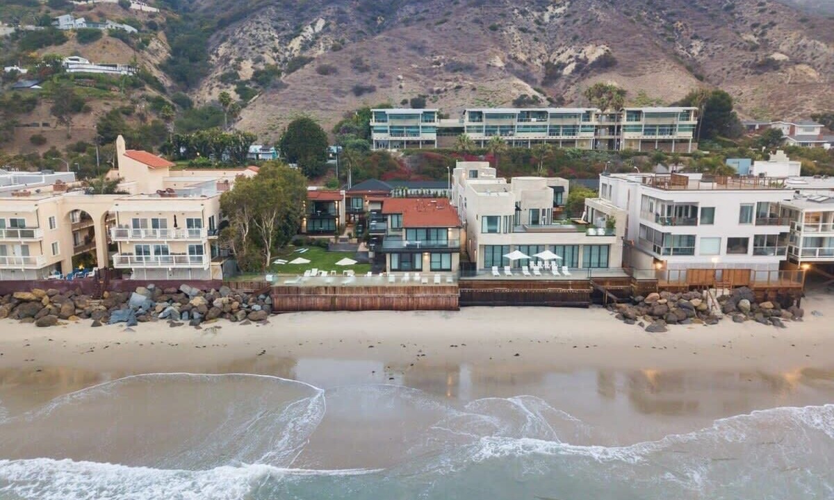 Photo of Others in Eastern Malibu