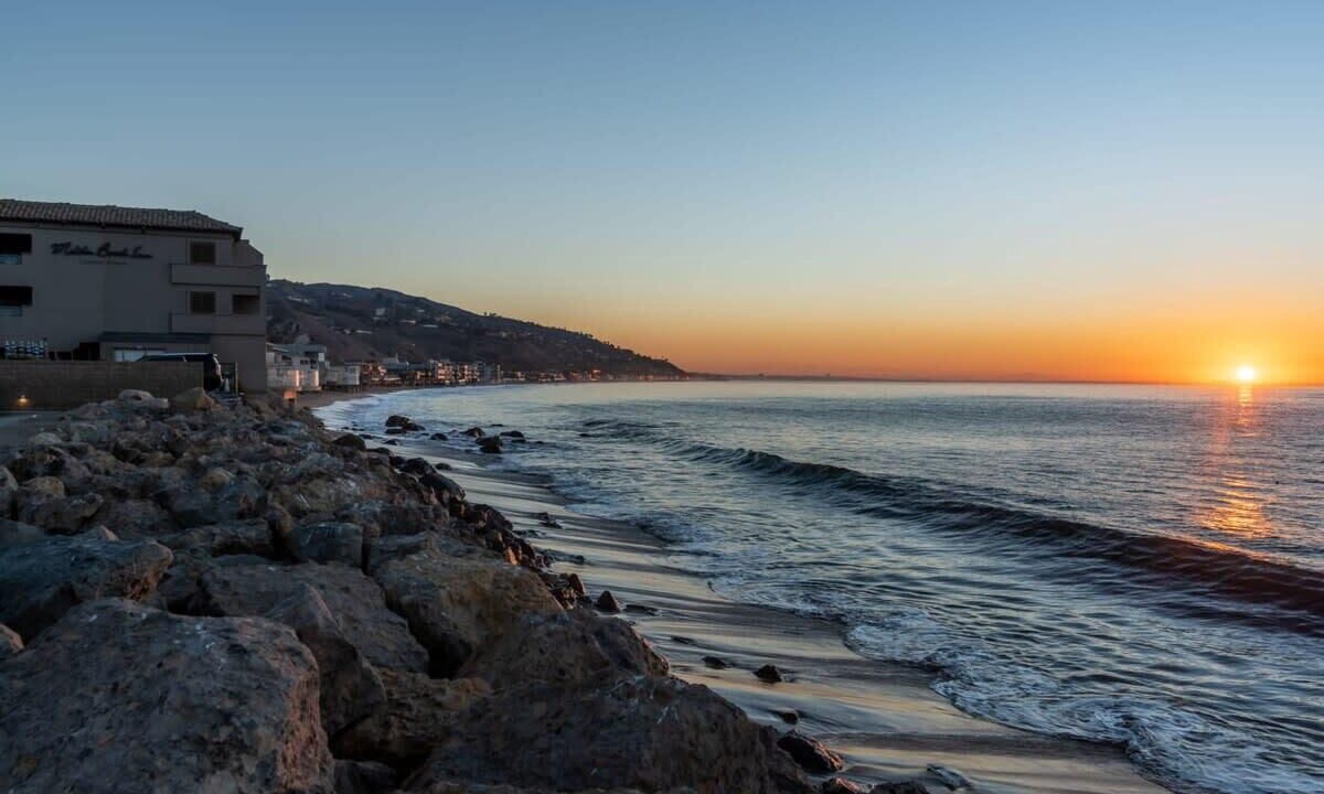 Photo of Others in Eastern Malibu