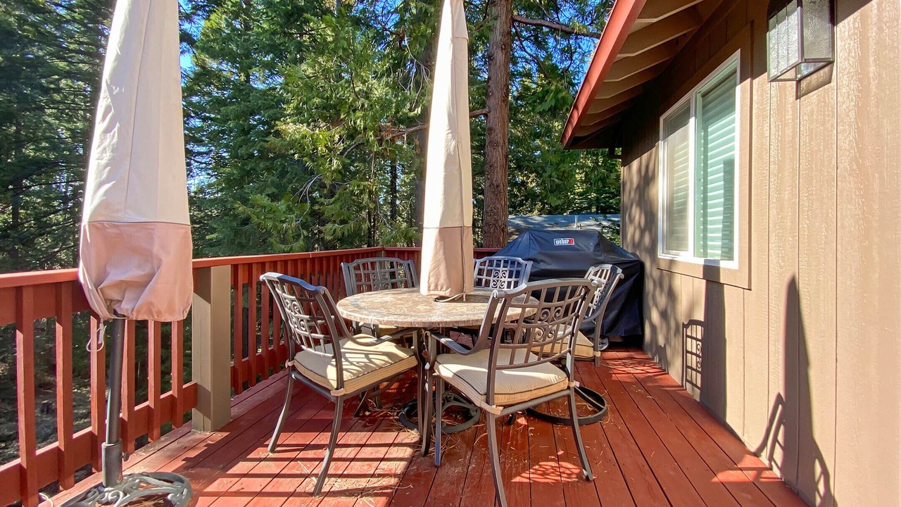 Photo of Outdoor in Strawberry