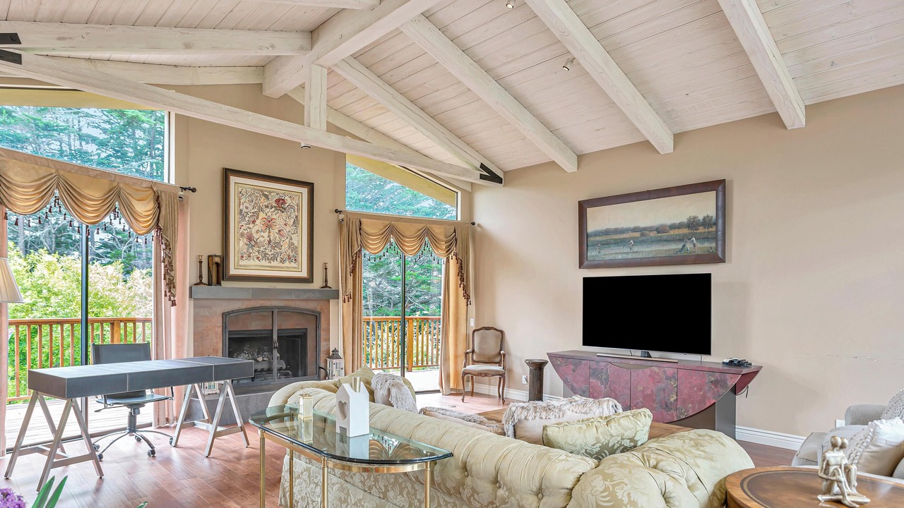 Photo of Livingroom in Carmel