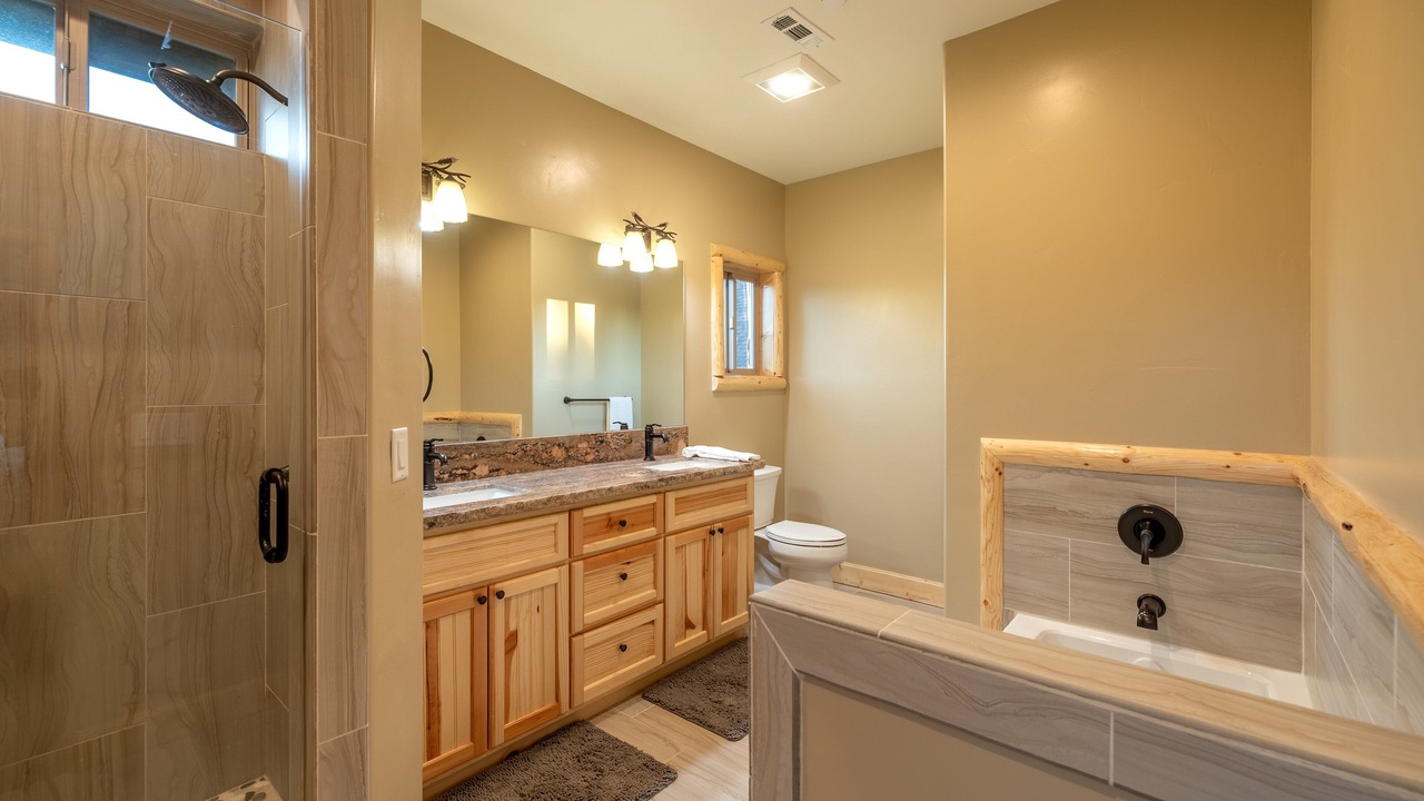Photo of Bathroom in Castle Glen Estates