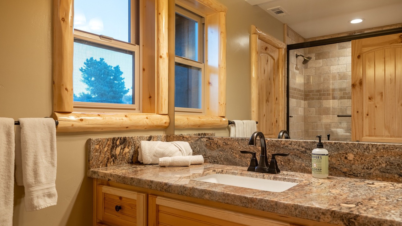 Photo of Bathroom in Castle Glen Estates