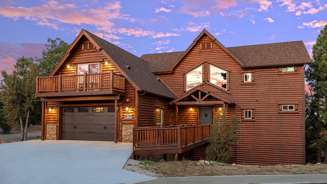 Photo of Outdoor in Castle Glen Estates