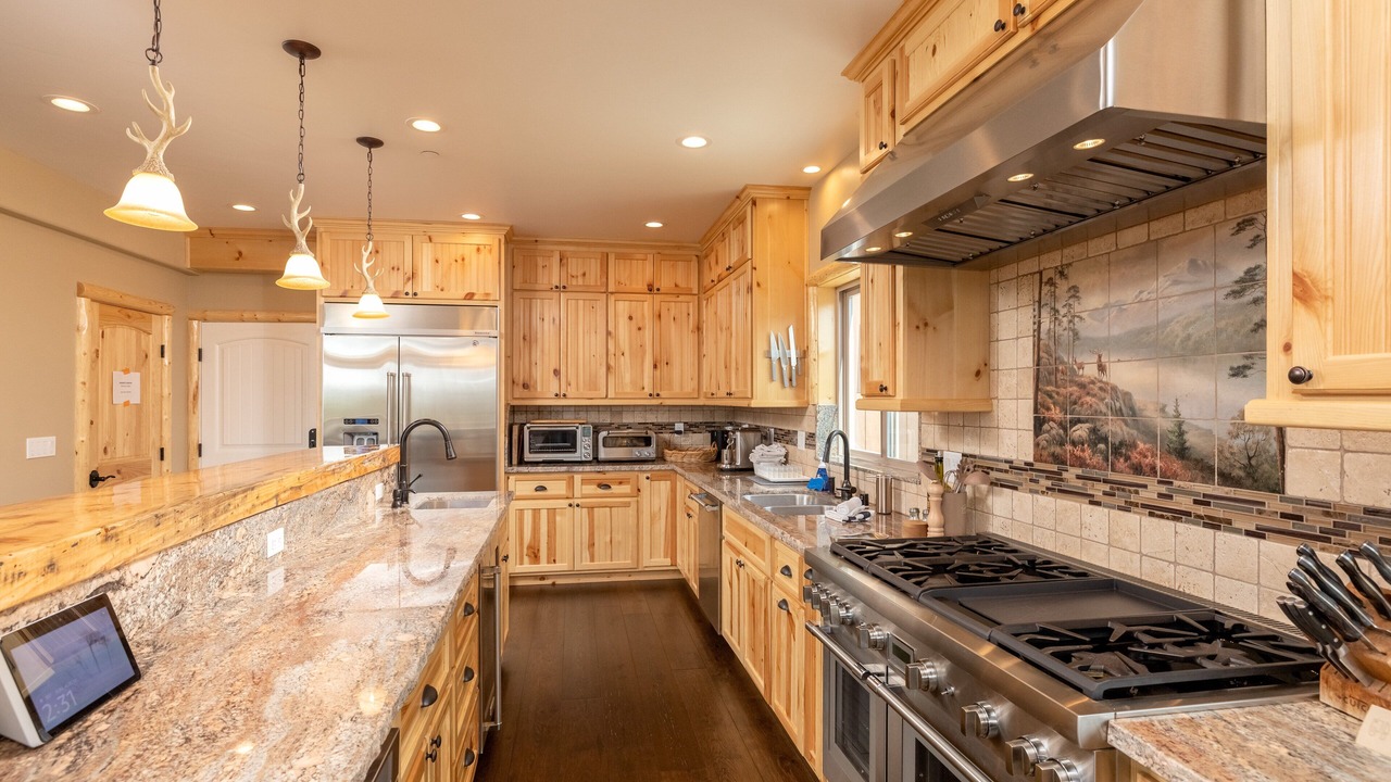 Photo of Kitchen in Castle Glen Estates
