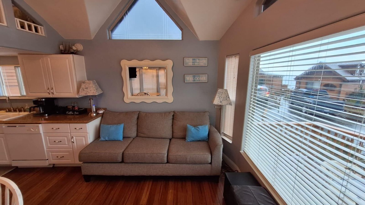 Photo of Livingroom in Smith River
