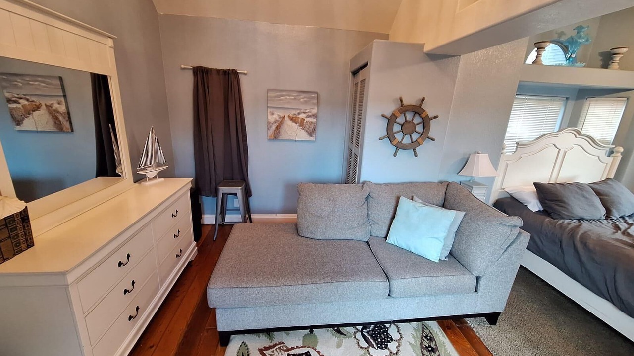 Photo of Bedroom in Smith River