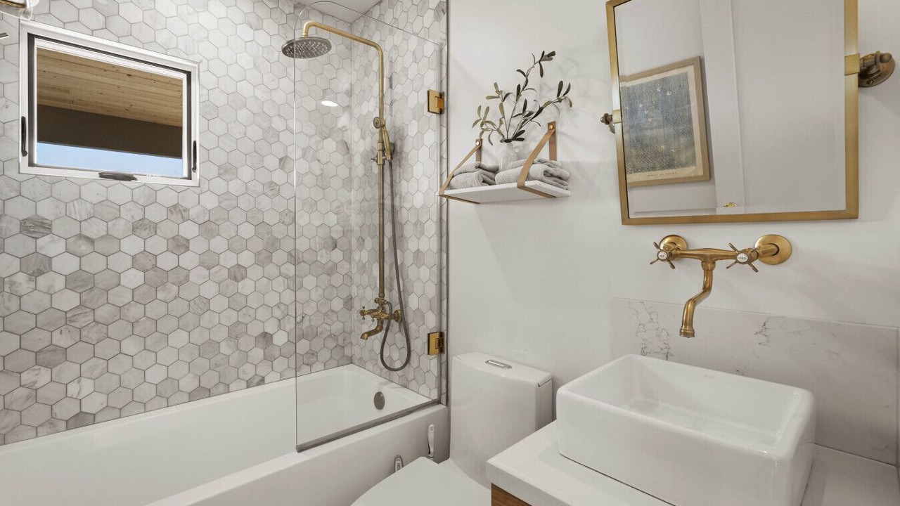 Photo of Bathroom in Yucca Valley