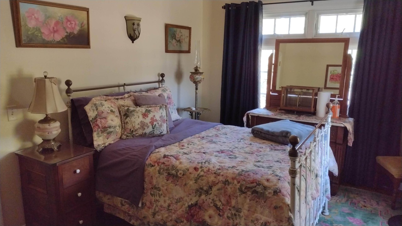 Photo of Bedroom in Vallejo