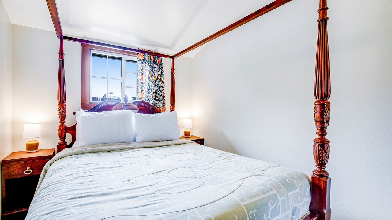 Photo of Bedroom in Westport
