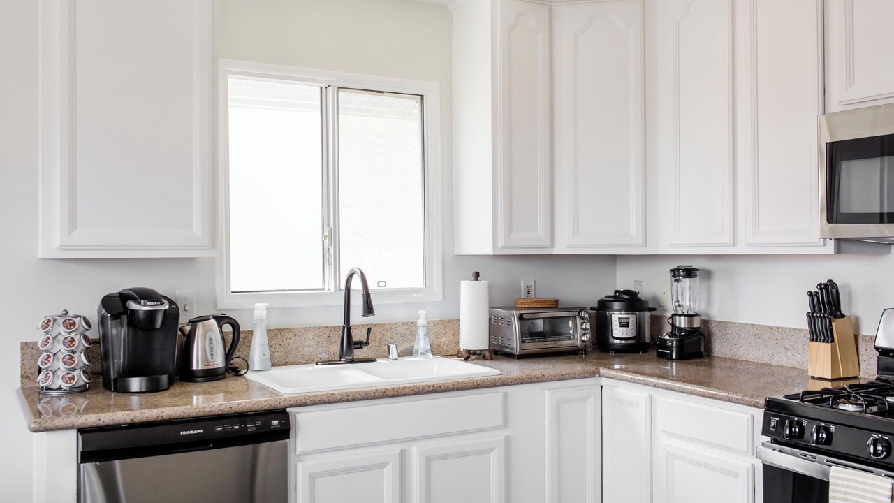 Photo of Kitchen in Coastal San Pedro