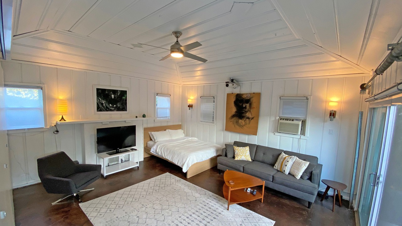 Photo of Bedroom in Atwater Village